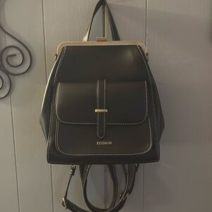 Almostt Brand New Backp style Black ECOSUSI purse! Great Excellent condition.